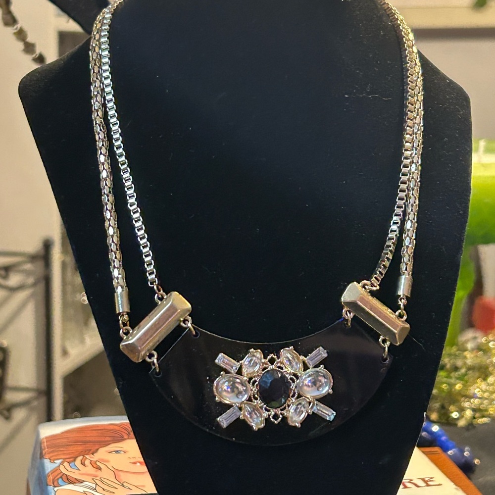 Vintage Two Strand Gold Tone Necklace Black Bib Rhinestones 18”